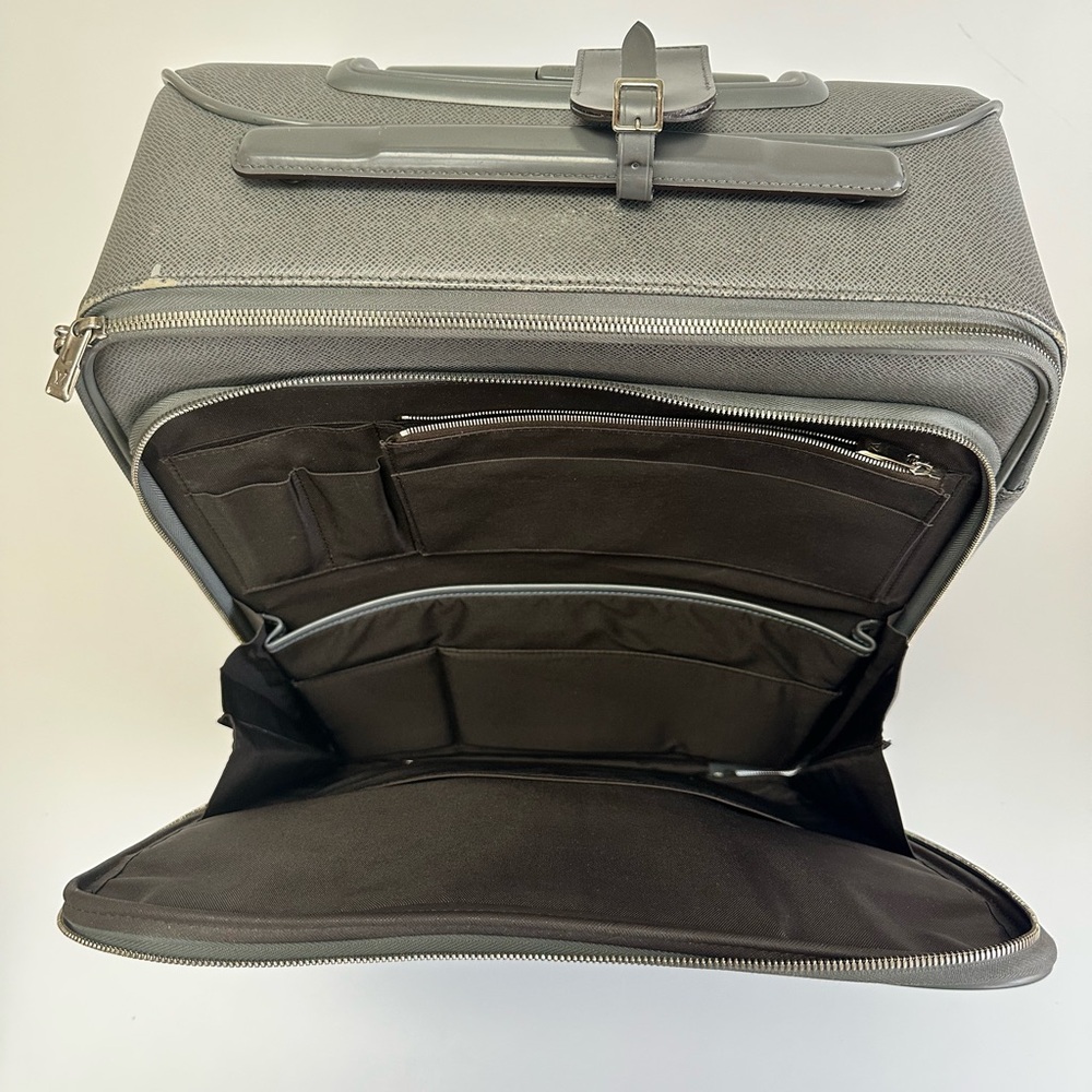 Louis Vuitton Grey Taiga Cabin Travel Bag - Carry On Suitcase Extra Photos